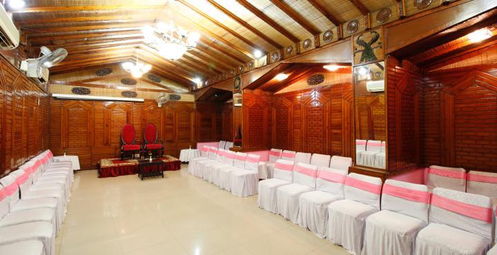 Vardaan Hotel Dżammu Zewnętrze zdjęcie